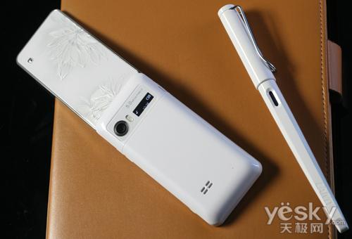 复古与实用兼备 金立荷塘系列N96双卡双待翻盖手机评测